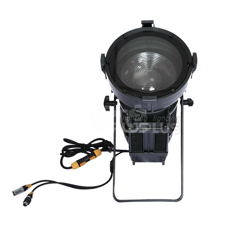 300W outdoor led spot light with DMX Auto zoom 4 - Uplus Lighting 300W outdoor led spot light with DMX Auto zoom 4 - Uplus Lighting