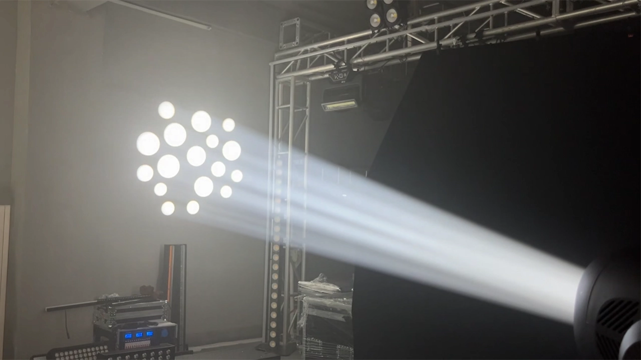 320 LED BSW 5 - <span class="notranslate">Uplus Lighting</span>