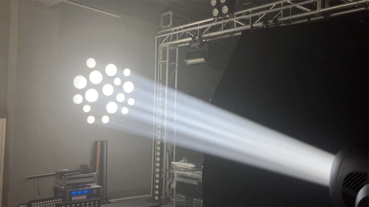 320 LED BSW 8 - <span class="notranslate">Uplus Lighting</span>