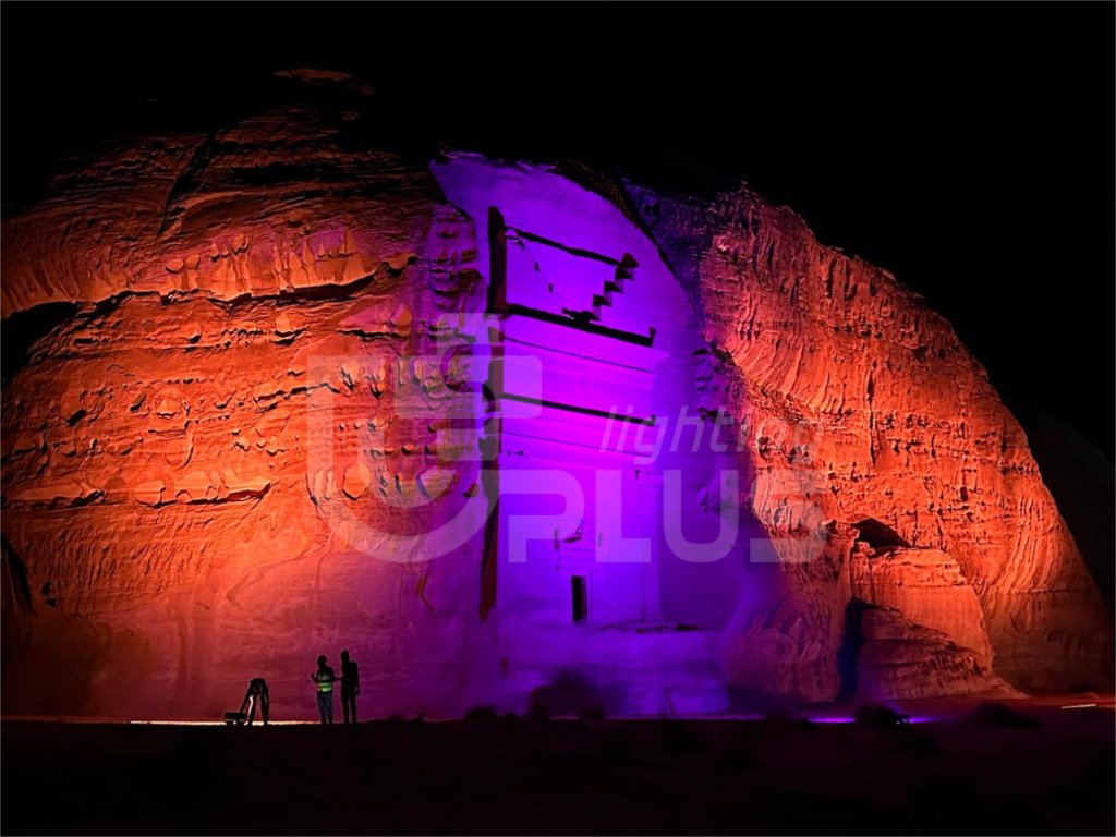 优加光电防水1500W-LED摇头染色灯-6-1024x768