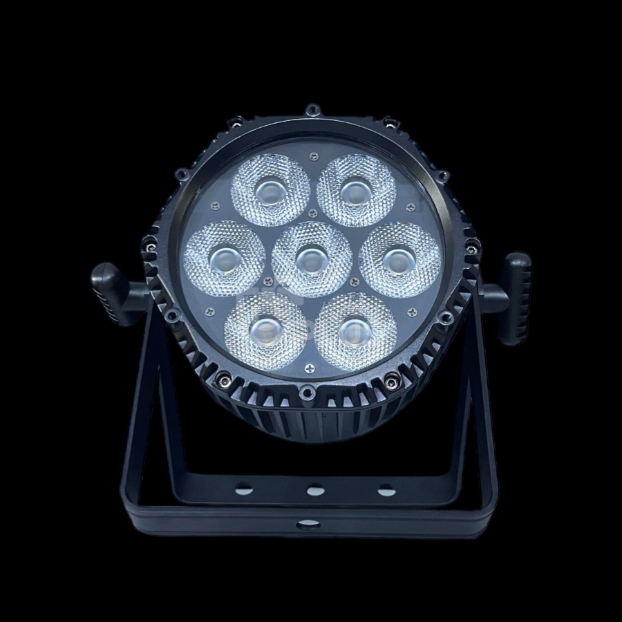 7X20W COB RGBLAC 6in1 led par 3 - Uplus Lighting 7X20W COB RGBLAC 6in1 led par 3 - Uplus Lighting