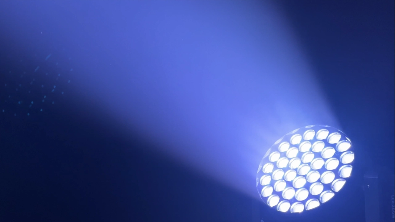 37X15Z WASH 1 - Uplus Lighting