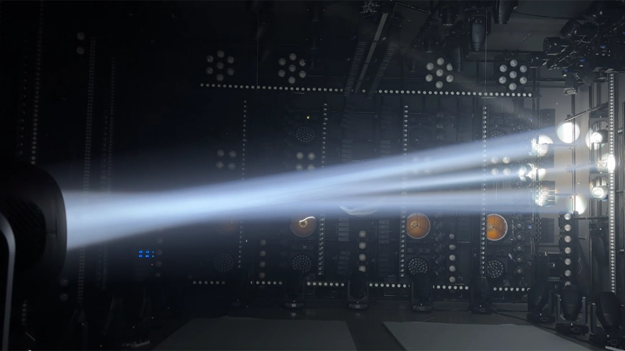 B390 3 - Uplus Lighting