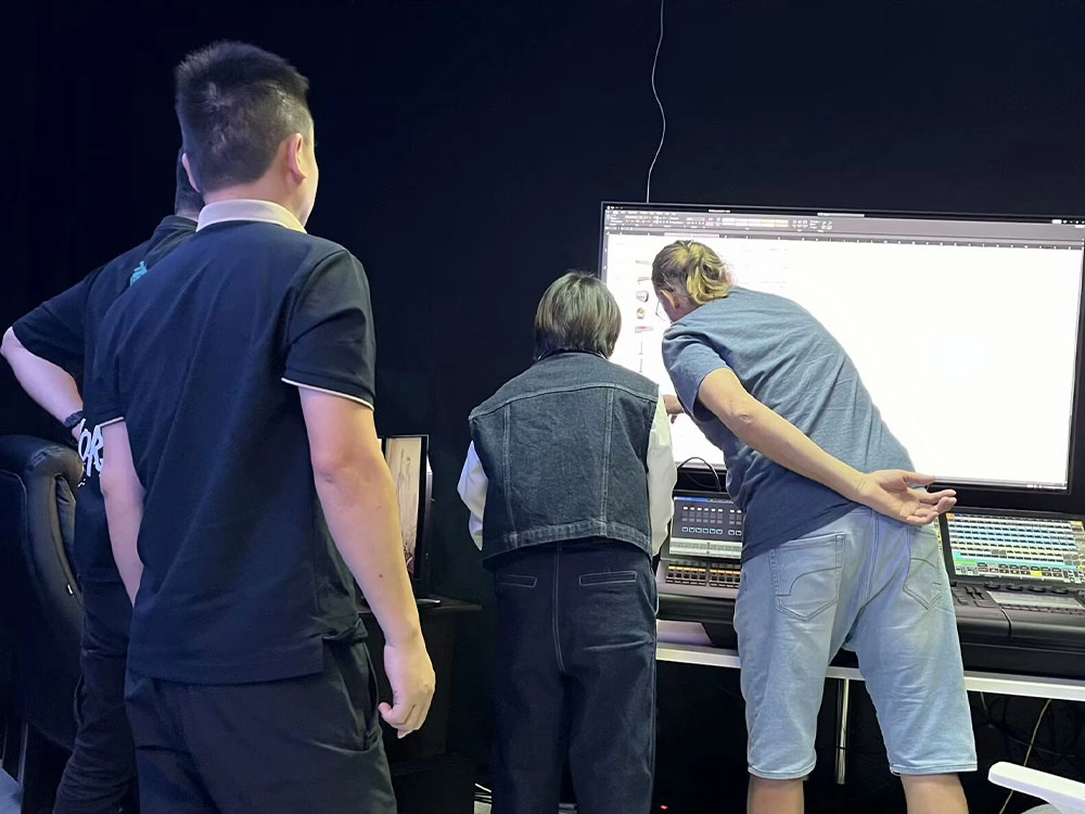 Group photo of clients (2) - Uplus Lighting