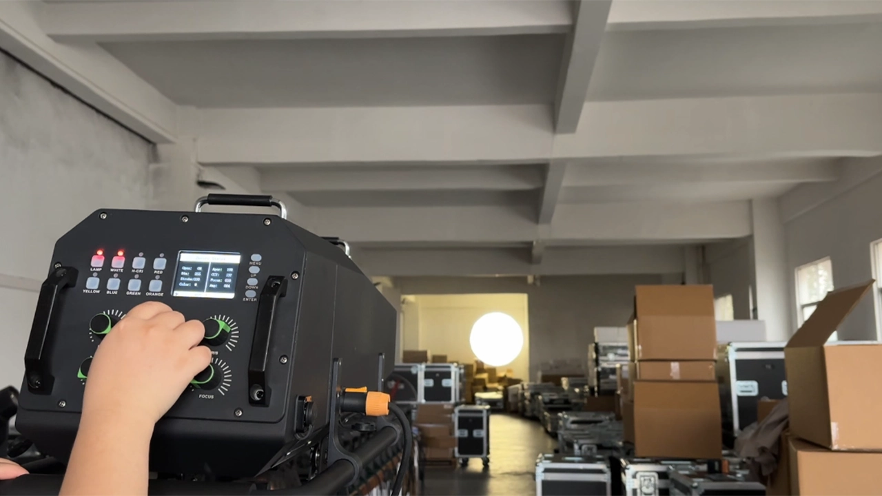 IP-FP1200 IRIS 4 - Uplus Lighting