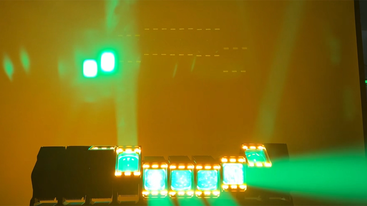 Matriz IP 800 2 - <span class="notranslate">Uplus Lighting</span>