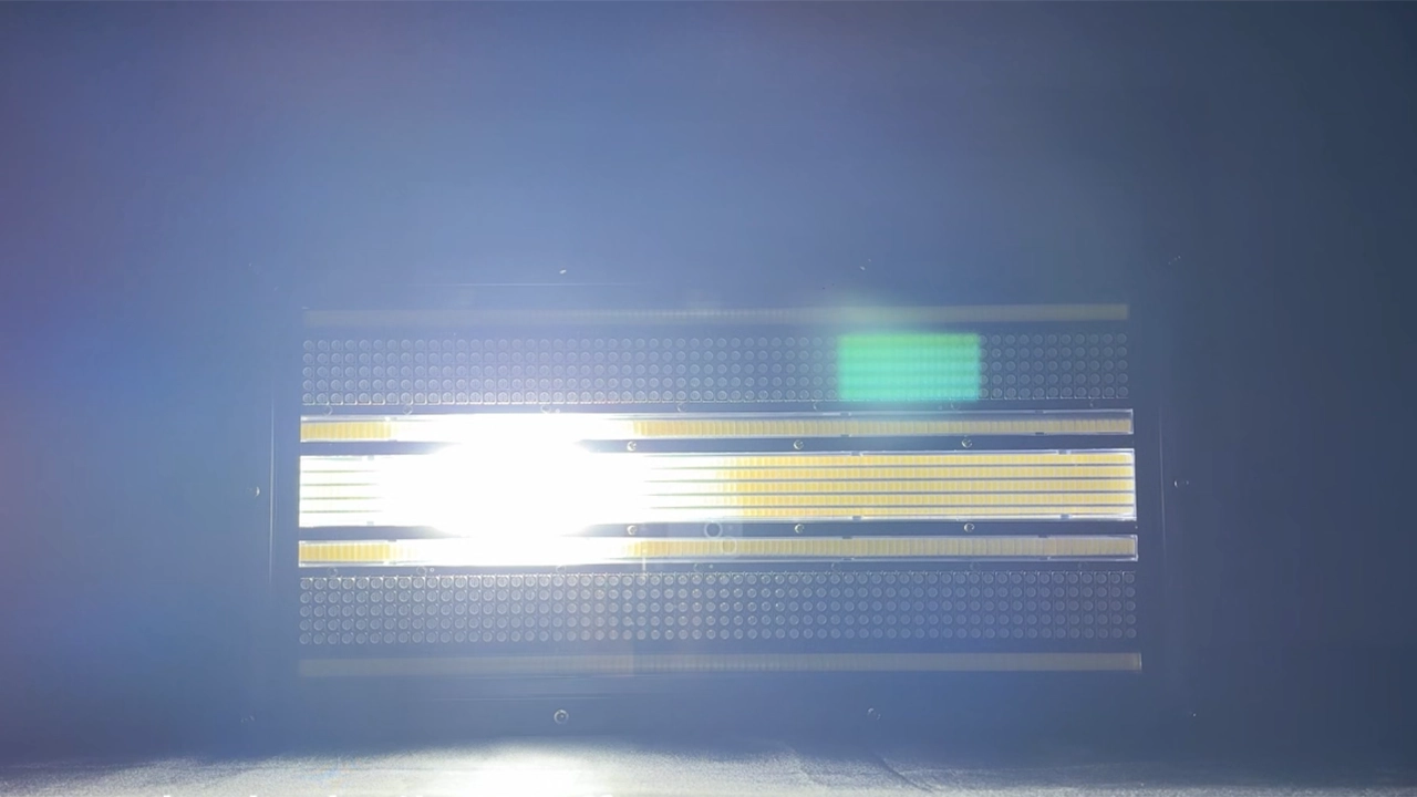 IP Strobe SP 1 - Uplus Lighting