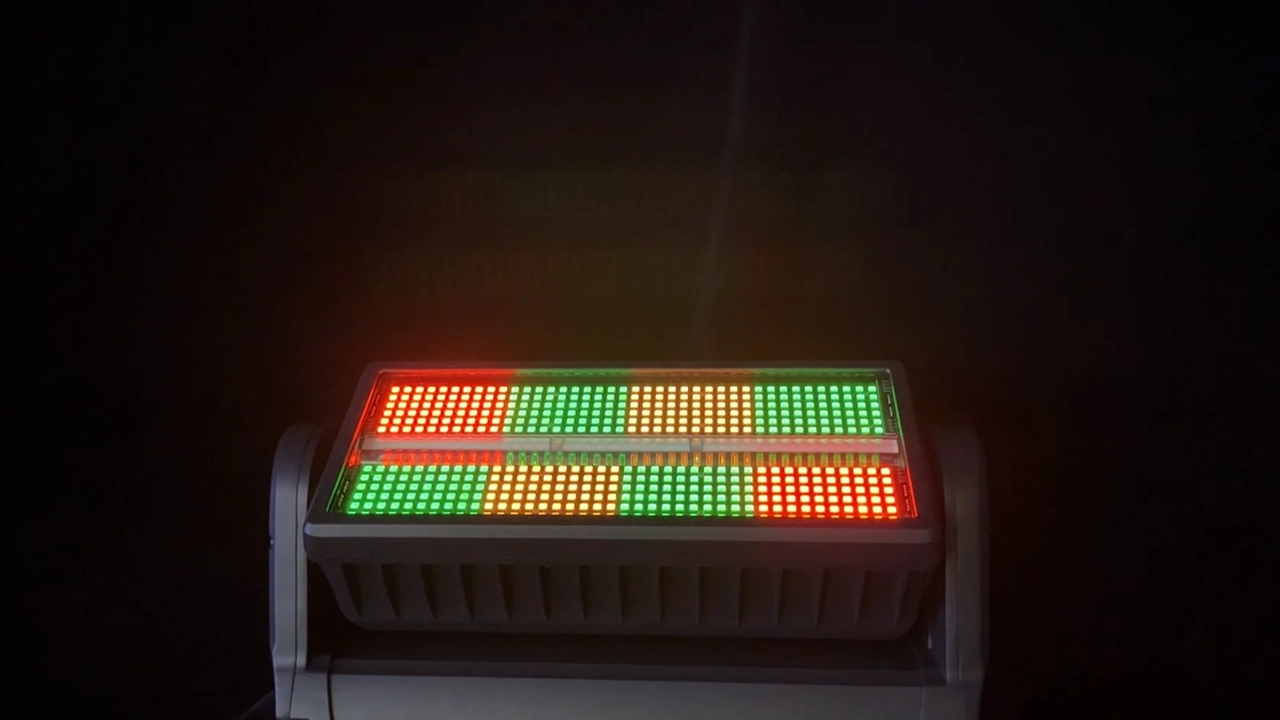 IP1000 STROBE 4 - Uplus Lighting