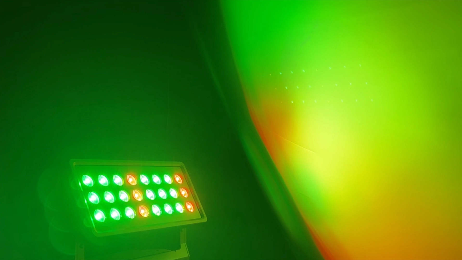 IP65 led wash moving light with dual-layer pixel effects 2 - Uplus Lighting