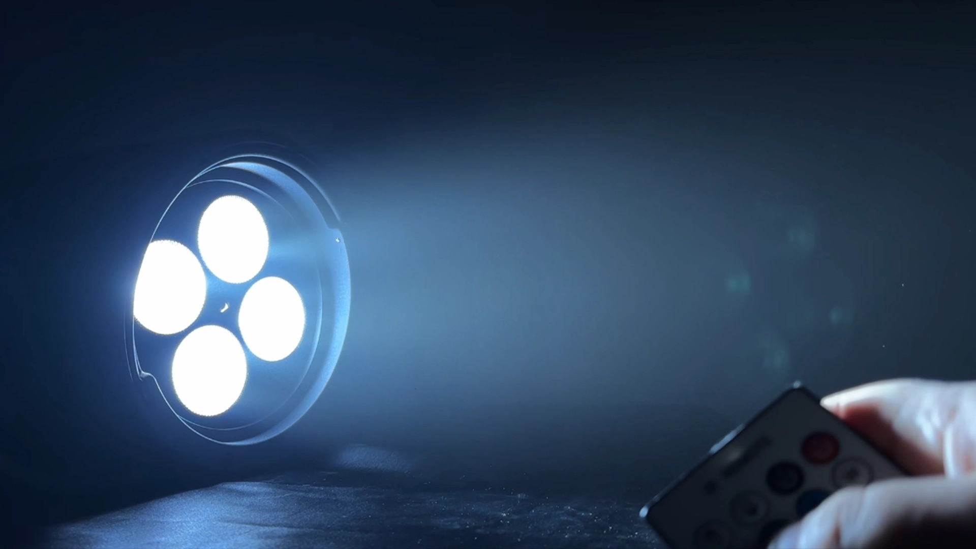 IP65 waterproof 4X20W 6in1 Battery par with wifi control 4 - Uplus Lighting