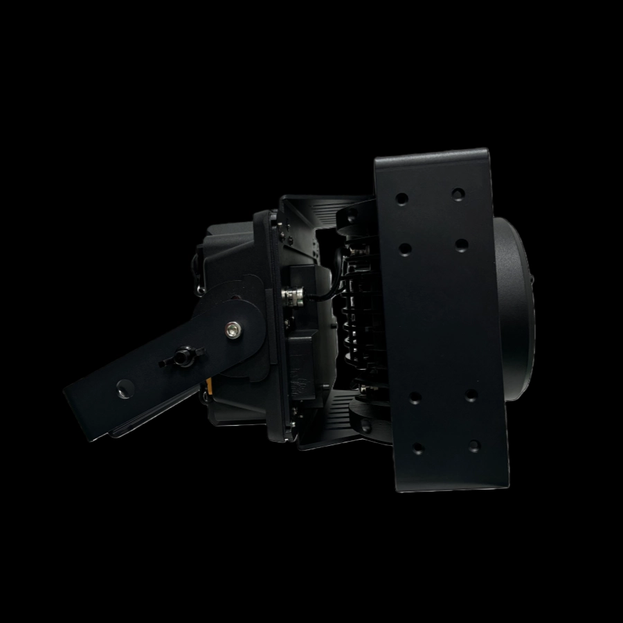 Luminária externa 2x100w Blinder 5 - <span class="notranslate">Uplus Lighting</span>