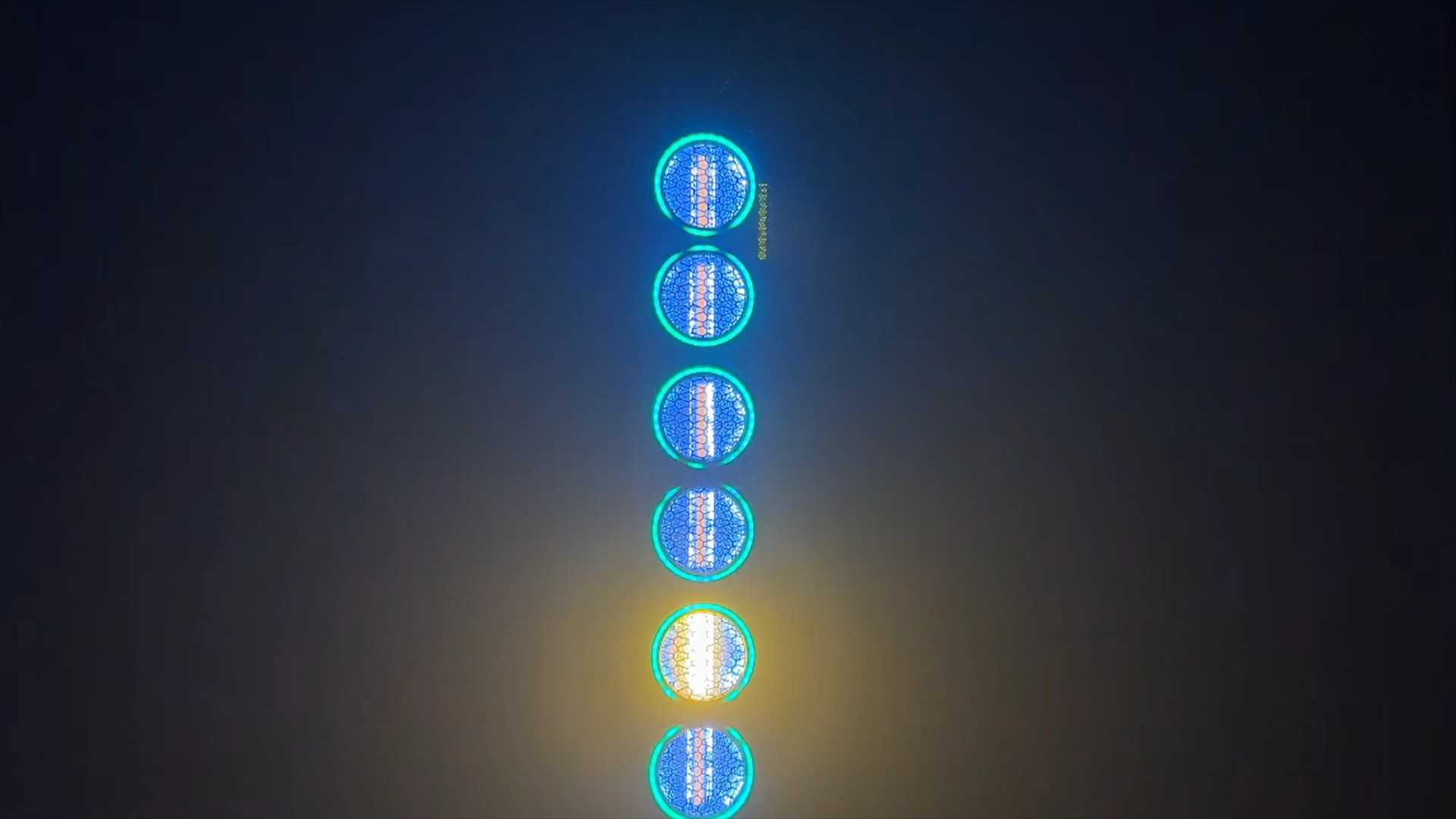 R640 7 - Uplus Lighting