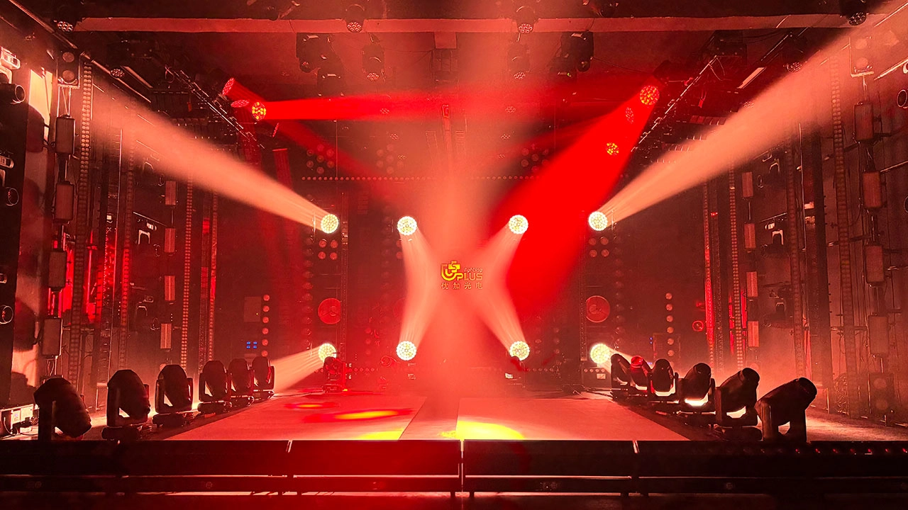 showroom3 - Uplus Lighting