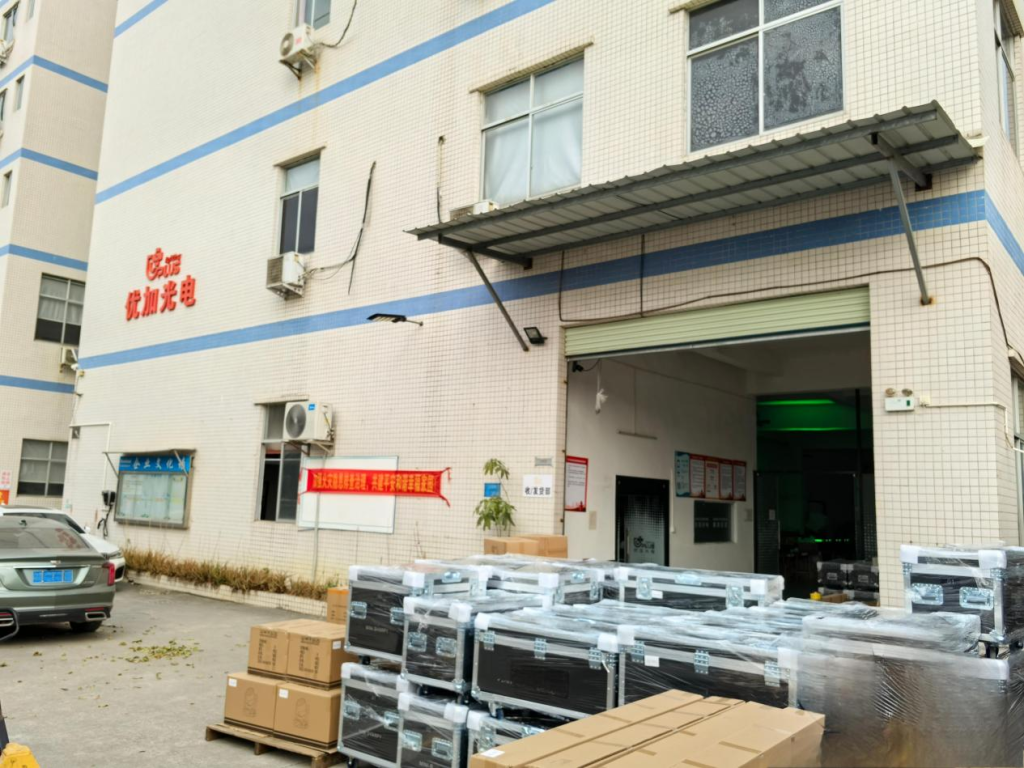 stage-lighting-equipment1-1024x768