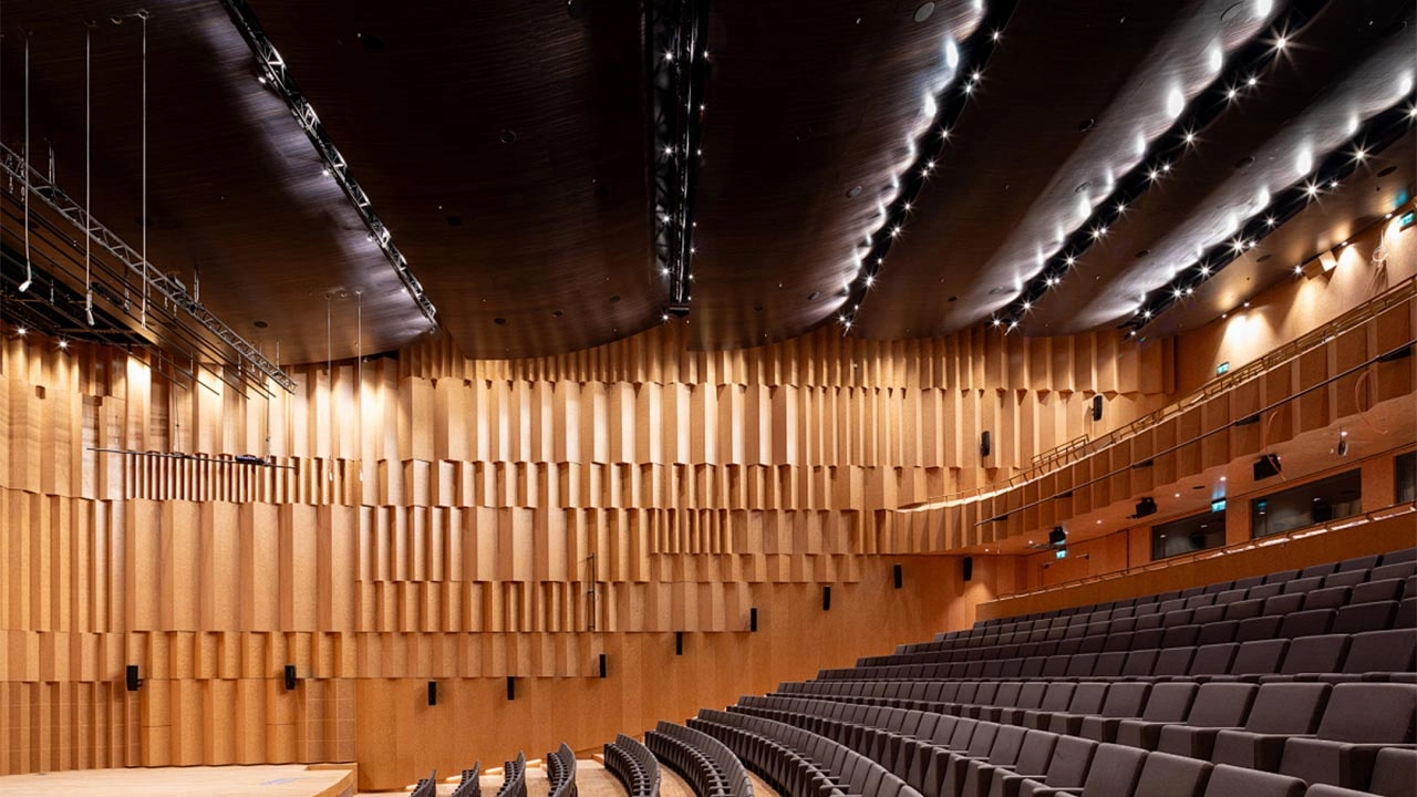 THEATERS - Uplus Lighting